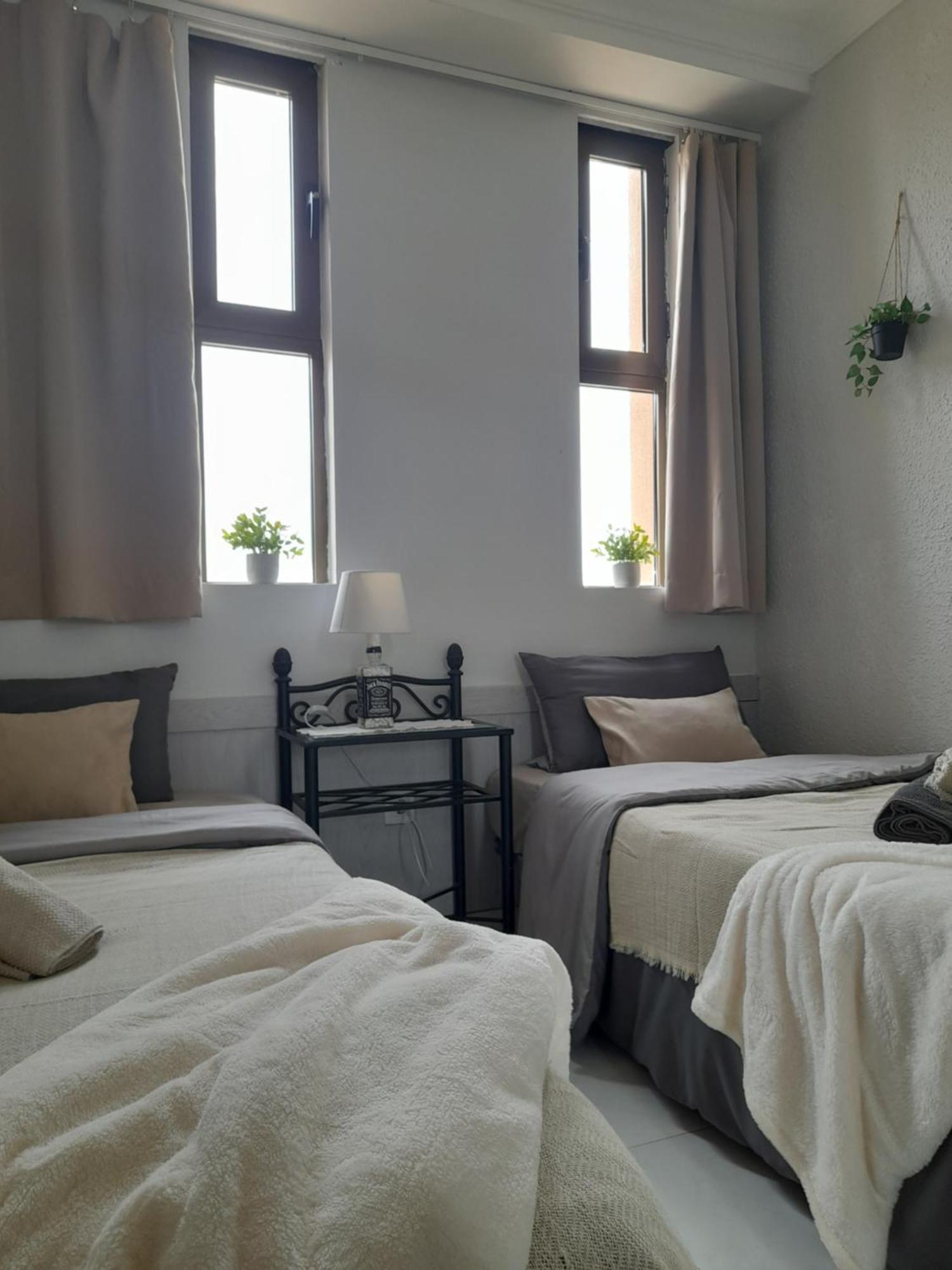Apartment On The Harbor, First Line With Beautiful Sea View In 4 Star Hotel Fuengirola Exterior foto