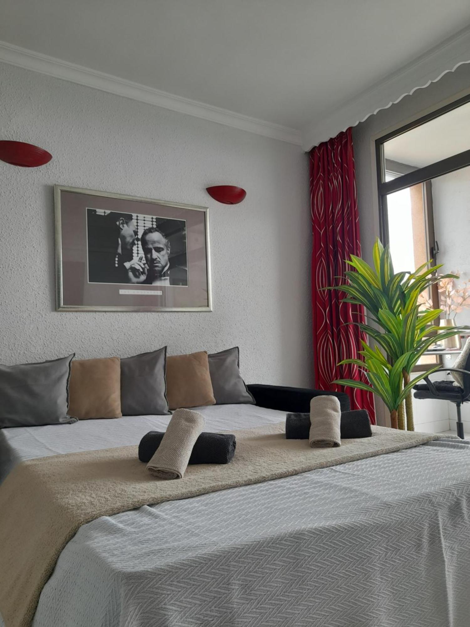 Apartment On The Harbor, First Line With Beautiful Sea View In 4 Star Hotel Fuengirola Exterior foto